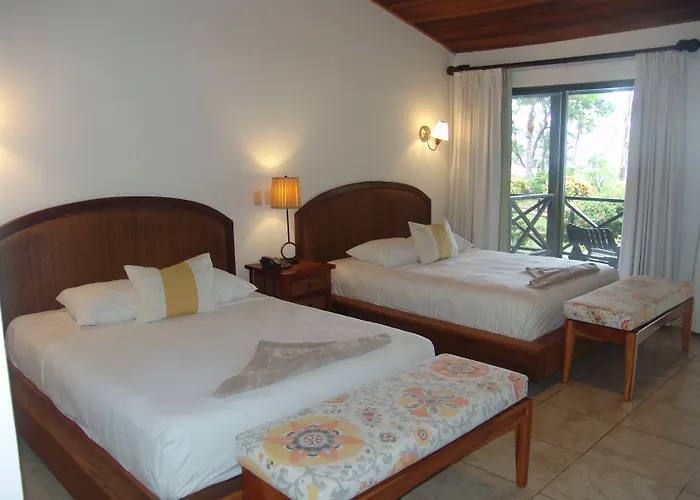 Sugar Hotel 3*
